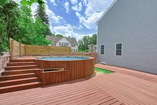 39 Johnston Ave, Northbridge, MA 01588 - Photo 6