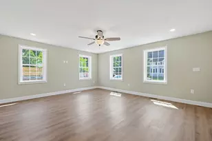 39 Johnston Ave, Northbridge, MA 01588 - Photo 12