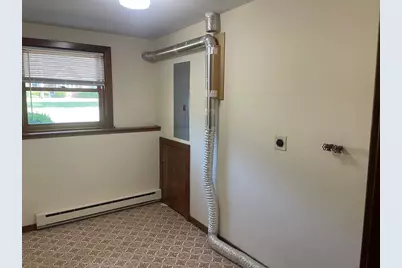 4 Elm Ct, Hatfield, MA 01038 - Photo 8