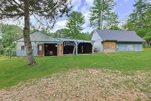 1075 W Brookfield Rd, New Braintree, MA 01531 - Photo 28