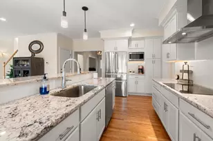 47 Cypress Ln, Wilbraham, MA 01095 - Photo 12