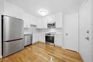 11 Schubert St, Boston, MA 02131 - Photo 2