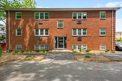 11 Schubert Street #8-1, Boston, MA 02131 - Photo 4