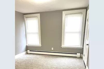 17 Bond St #B, Fitchburg, MA 01420 - Photo 6