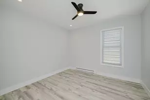 172 Nashua St, Fall River, MA 02721 - Photo 14