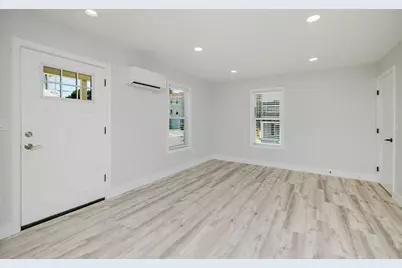 172 Nashua St, Fall River, MA 02721 - Photo 12
