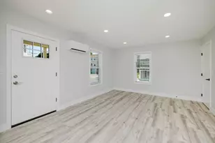 172 Nashua St, Fall River, MA 02721 - Photo 12