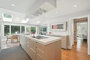 29 Englewood Rd, Longmeadow, MA 01106 - Photo 1