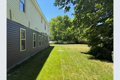 101 Howe St., East Brookfield, MA 01515 - Photo 4