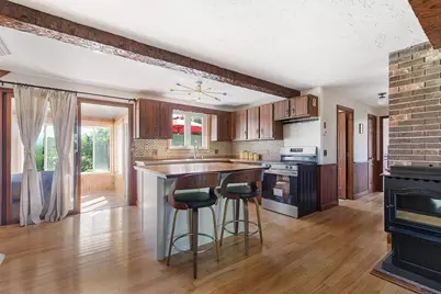 31 Dolan Road, Millbury, MA 01527 - Photo 8