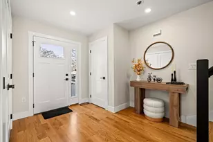 37 Neillian Way, Bedford, MA 01730 - Photo 4