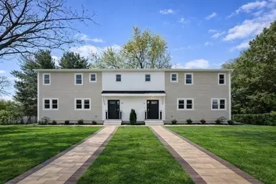 37 Neillian Way #37, Bedford, MA 01730 - Photo 2