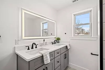 37 Neillian Way #37, Bedford, MA 01730 - Photo 18