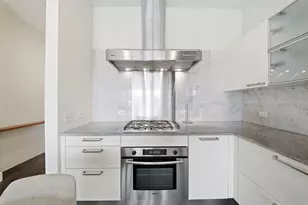 360 Newbury St, Boston, MA 02115 - Photo 20