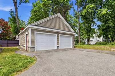10 Wolcott Ave, Andover, MA 01810 - Photo 36