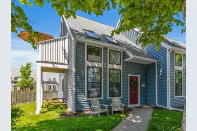 93 Governor Winthrop #7A, Somerville, MA 02145 - Photo 1