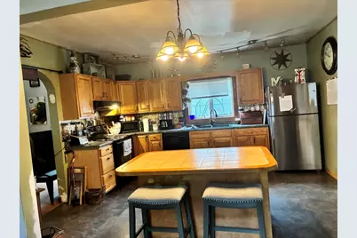 24 Bridge St, Montague, MA 01349 - Photo 6