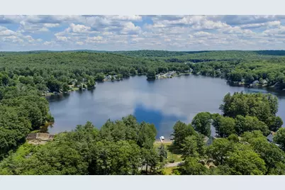 15 Lake View Dr, Spencer, MA 01562 - Photo 2
