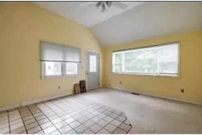 10 Bartlett St, South Hadley, MA 01075 - Photo 38