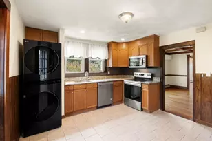 28 Churchhill Ave, Arlington, MA 02476 - Photo 14