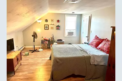131-133 Ledge St #2R, Providence, RI 02904 - Photo 8