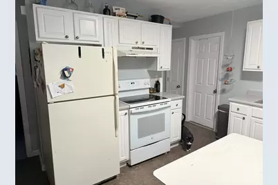 131-133 Ledge St #2R, Providence, RI 02904 - Photo 2