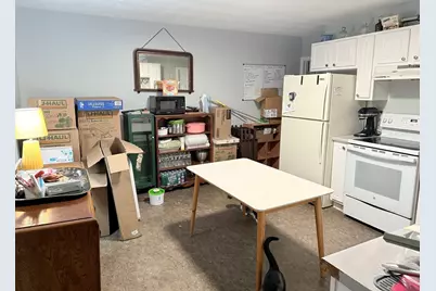 131-133 Ledge St #2R, Providence, RI 02904 - Photo 4