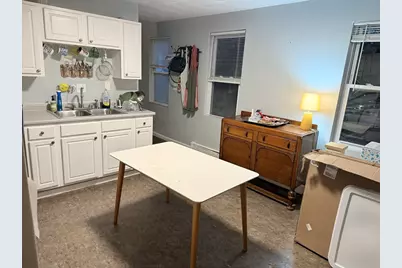 131-133 Ledge St #2R, Providence, RI 02904 - Photo 1