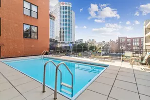 390 Commonweath Ave, Boston, MA 02215 - Photo 4