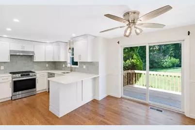 138 Orchard Hill Rd, Haverhill, MA 01835 - Photo 8