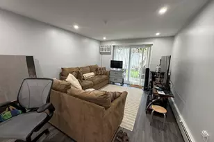 38 Clapp St, Malden, MA 02148 - Photo 4