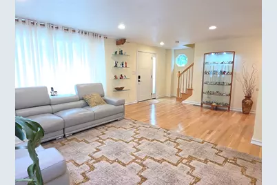 84 W Union St, Ashland, MA 01721 - Photo 8
