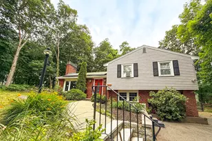 484 Essex, Weymouth, MA 02188 - Photo 2