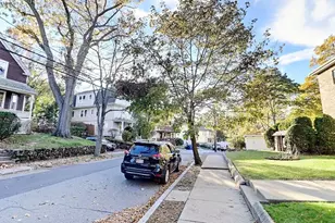 43 Burnham St, Belmont, MA 02478 - Photo 34