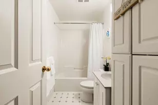 4 Charlesgate E, Boston, MA 02215 - Photo 12