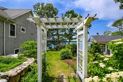 110 Wheeler Rd, Mashpee, MA 02649 - Photo 16