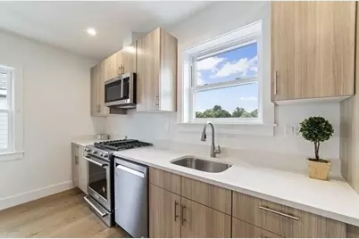 24 Kensington #2, Somerville, MA 02145 - Photo 4