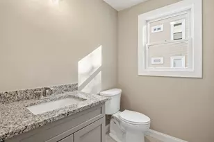 477 Washington St, Haverhill, MA 01832 - Photo 8