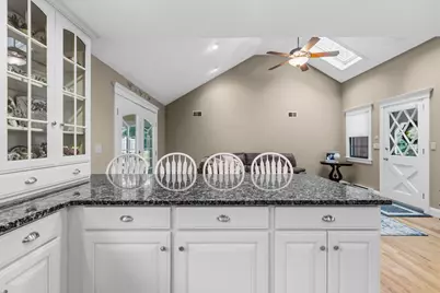 25 Pamden Ln, Seekonk, MA 02771 - Photo 6