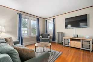 2 Calumet Ave, Worcester, MA 01606 - Photo 6