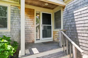 4 Wildflower Ln, Yarmouth, MA 02675 - Photo 2