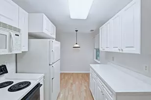 4 Wildflower Ln, Yarmouth, MA 02675 - Photo 24
