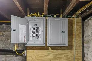 69-71 Hall St, North Adams, MA 01247 - Photo 24