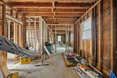 69-71 Hall St, North Adams, MA 01247 - Photo 10