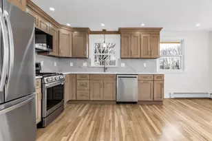 5 Lafayette Ave, Lawrence, MA 01843 - Photo 4