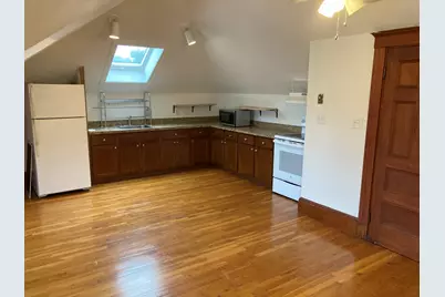 67 Benton Rd #3, Somerville, MA 02143 - Photo 2