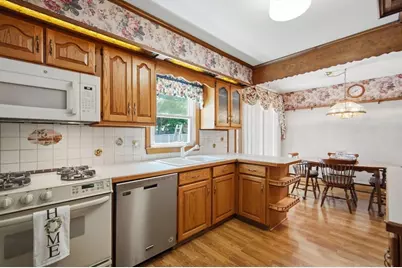 185 Marmon Street, Springfield, MA 01129 - Photo 10