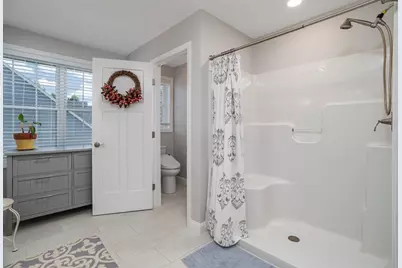 21 Joslin Street, Leominster, MA 01453 - Photo 28
