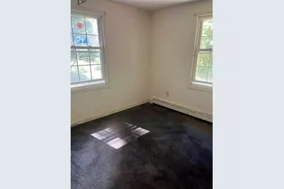 134 Chestnut St, Douglas, MA 01516 - Photo 2
