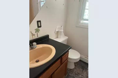 134 Chestnut St, Douglas, MA 01516 - Photo 6